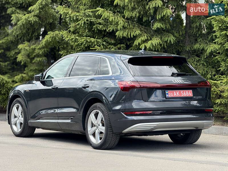 Внедорожник / Кроссовер Audi e-tron 2019 в Тернополе