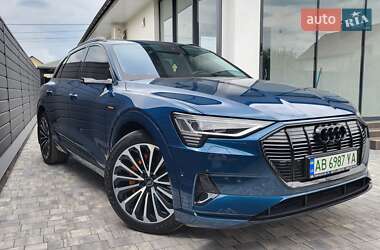 Позашляховик / Кросовер Audi e-tron 2019 в 
