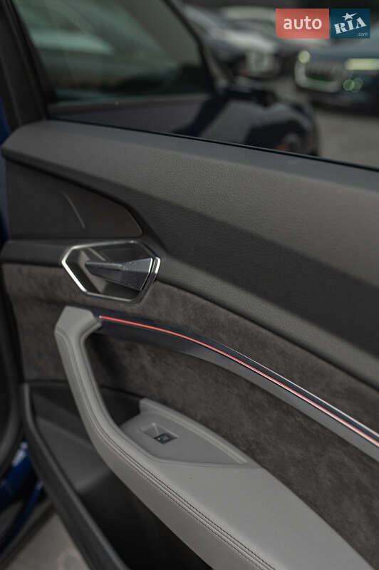 Внедорожник / Кроссовер Audi e-tron 2020 в Львове