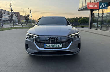 Внедорожник / Кроссовер Audi e-tron 2019 в 