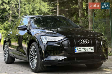 Внедорожник / Кроссовер Audi e-tron 2019 в 