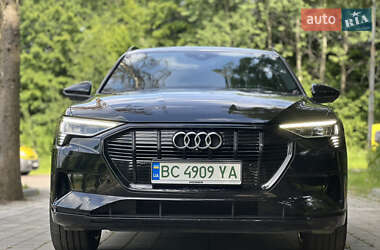 Внедорожник / Кроссовер Audi e-tron 2019 в 