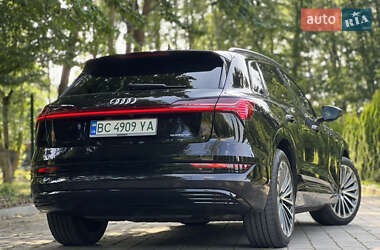 Внедорожник / Кроссовер Audi e-tron 2019 в 