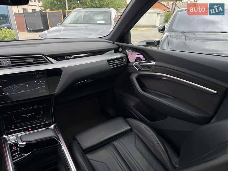 Внедорожник / Кроссовер Audi e-tron 2020 в Днепре фото 50 Внедорожник / Кроссовер Audi e-tron 2020 в Днепре