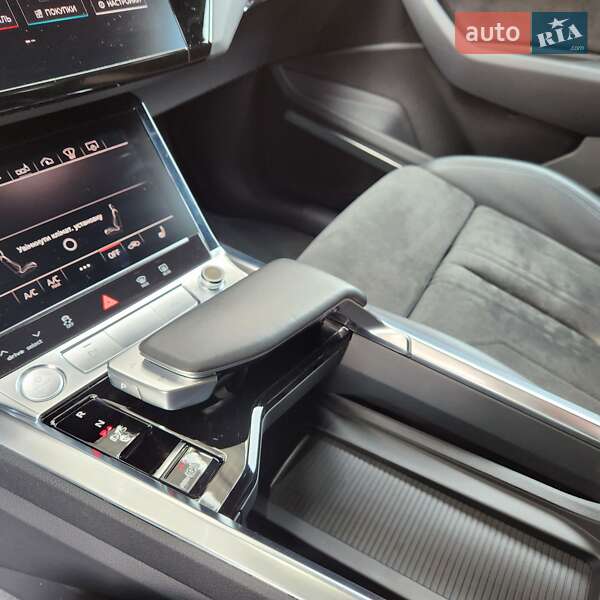 Внедорожник / Кроссовер Audi e-tron 2019 в Львове