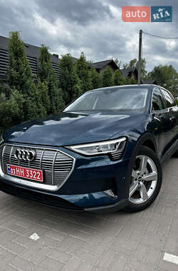 Позашляховик / Кросовер Audi e-tron 2021 в Києві