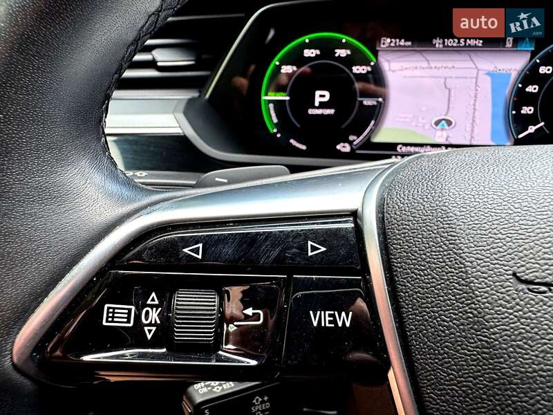 Внедорожник / Кроссовер Audi e-tron 2020 в Хмельницком