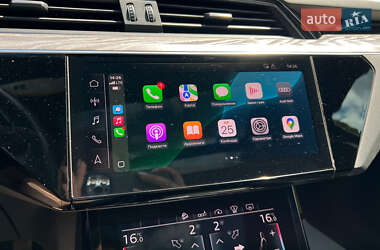 Внедорожник / Кроссовер Audi e-tron 2019 в 