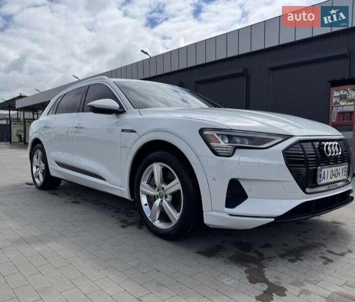 Audi e-tron 2019