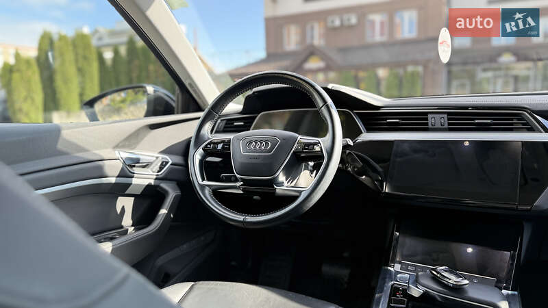 Внедорожник / Кроссовер Audi e-tron 2020 в Тернополе