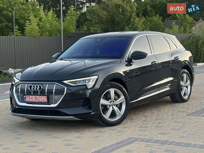 Внедорожник / Кроссовер Audi e-tron 2020 в Тернополе