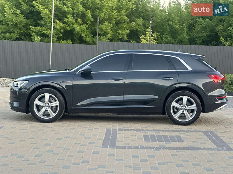 Внедорожник / Кроссовер Audi e-tron 2020 в Тернополе
