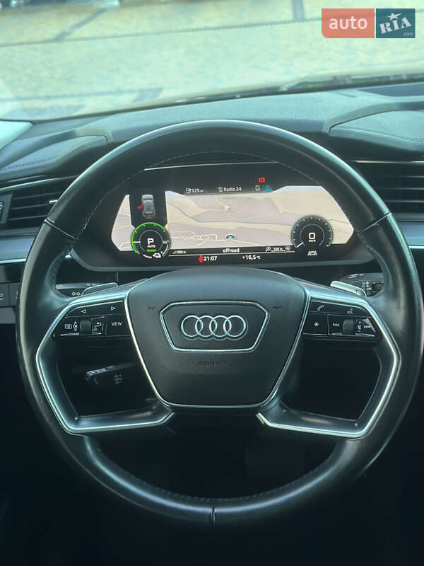 Внедорожник / Кроссовер Audi e-tron 2020 в Тернополе