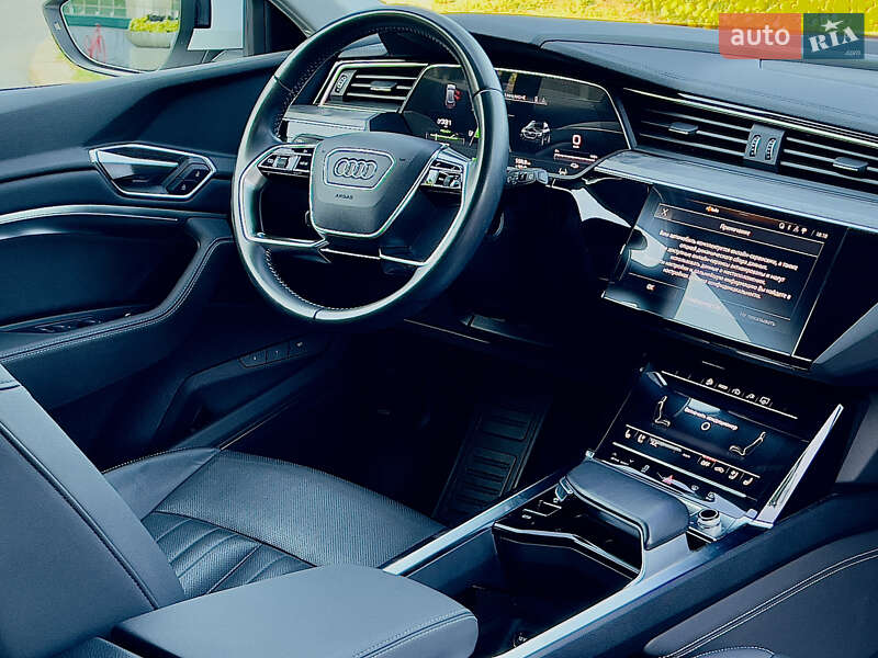 Внедорожник / Кроссовер Audi e-tron 2020 в Николаеве
