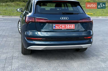 Внедорожник / Кроссовер Audi e-tron 2019 в 
