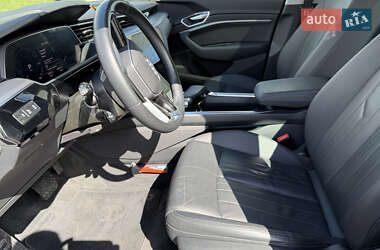 Внедорожник / Кроссовер Audi e-tron 2019 в 