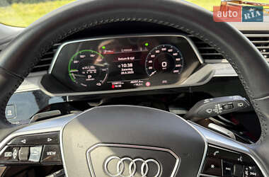 Внедорожник / Кроссовер Audi e-tron 2019 в 