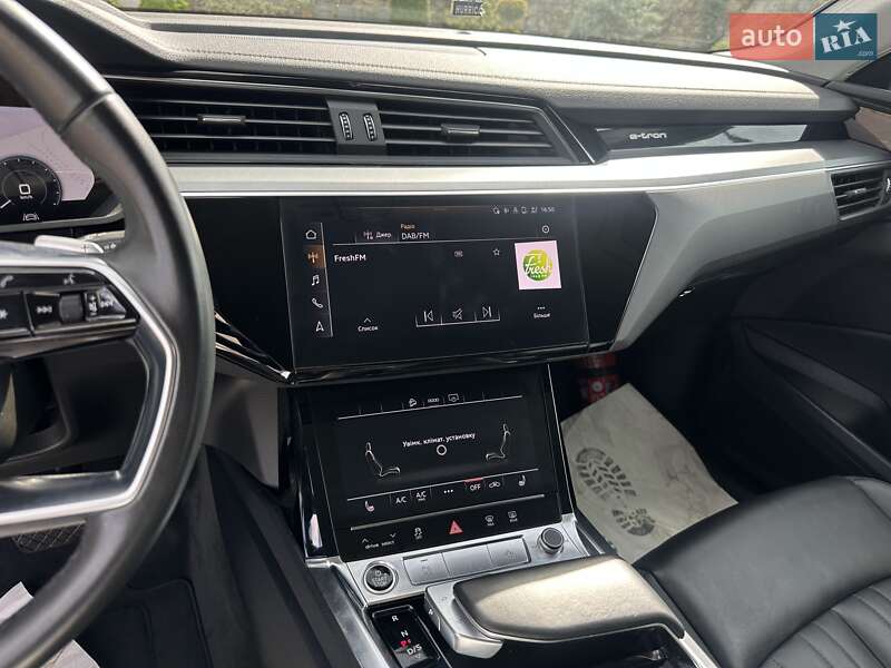Внедорожник / Кроссовер Audi e-tron 2021 в Стрые