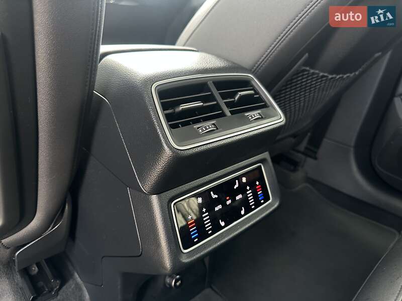 Внедорожник / Кроссовер Audi e-tron 2021 в Стрые