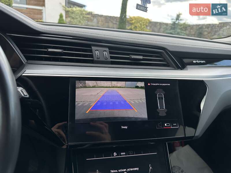 Внедорожник / Кроссовер Audi e-tron 2021 в Стрые