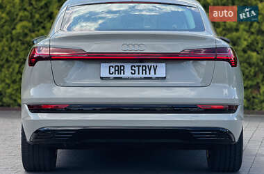 Позашляховик / Кросовер Audi e-tron 2020 в 