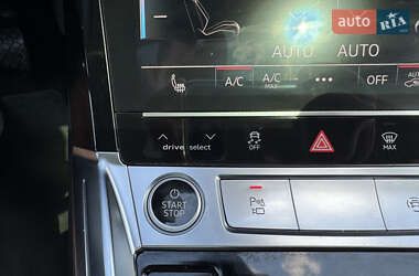 Позашляховик / Кросовер Audi e-tron 2020 в 
