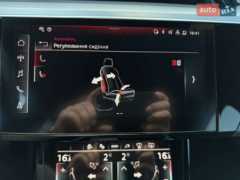 Внедорожник / Кроссовер Audi e-tron 2022 в Мукачево