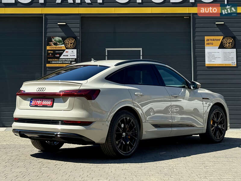 Внедорожник / Кроссовер Audi e-tron 2022 в Мукачево