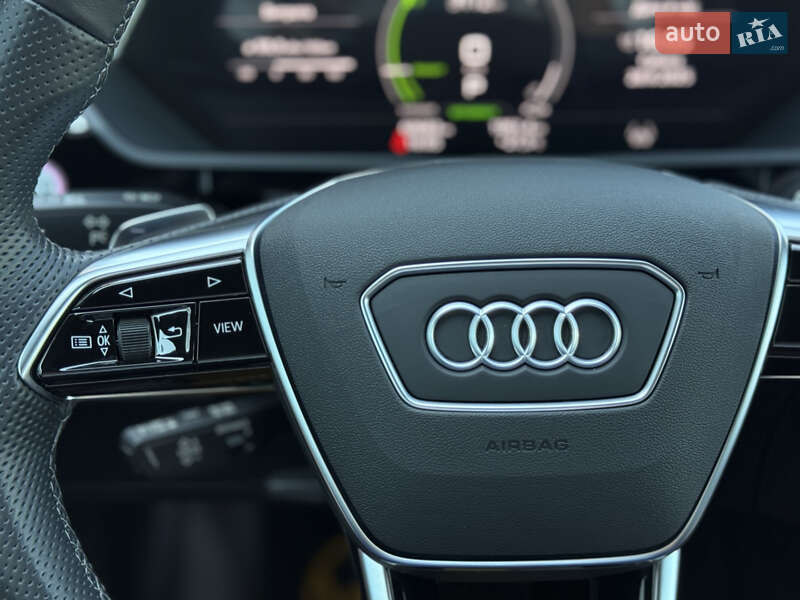 Внедорожник / Кроссовер Audi e-tron 2022 в Мукачево