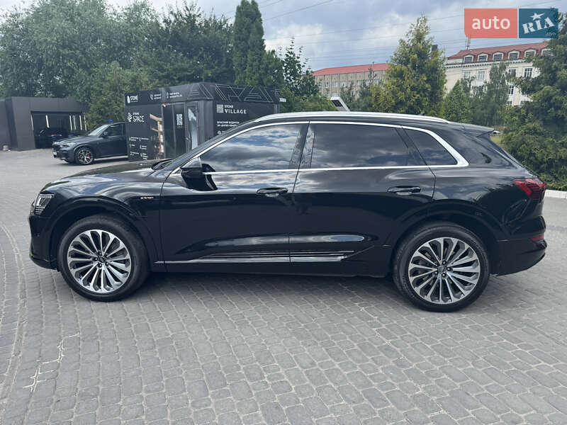 Позашляховик / Кросовер Audi e-tron 2019 в Львові