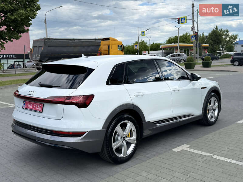 Внедорожник / Кроссовер Audi e-tron 2023 в Хмельницком
