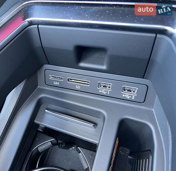 Внедорожник / Кроссовер Audi e-tron 2020 в Киеве