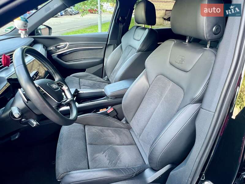 Внедорожник / Кроссовер Audi e-tron 2020 в Киеве