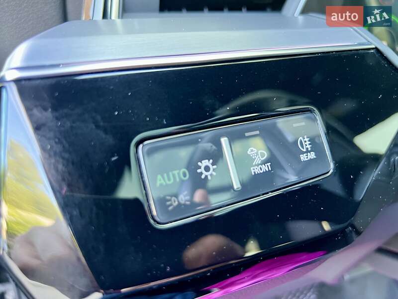 Внедорожник / Кроссовер Audi e-tron 2020 в Киеве