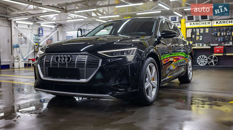 Внедорожник / Кроссовер Audi e-tron 2023 в Черновцах
