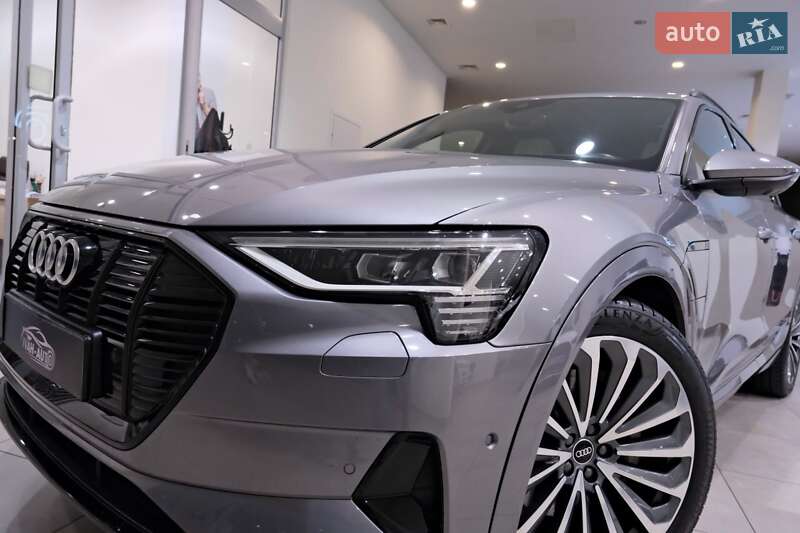 Позашляховик / Кросовер Audi e-tron 2020 в Дрогобичі