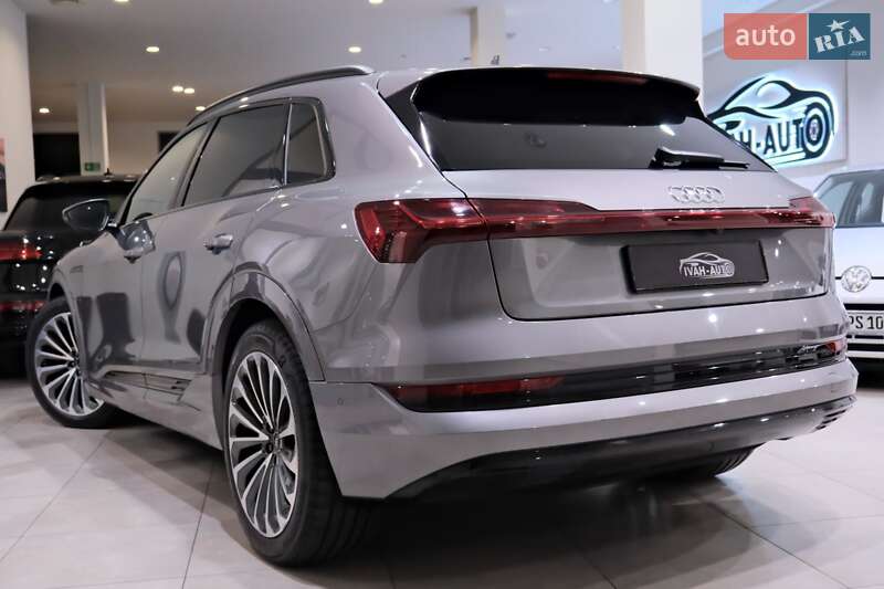 Позашляховик / Кросовер Audi e-tron 2020 в Дрогобичі