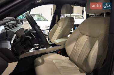 Внедорожник / Кроссовер Audi e-tron 2020 в 