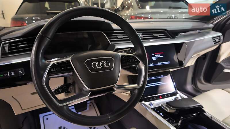 Позашляховик / Кросовер Audi e-tron 2020 в Дрогобичі