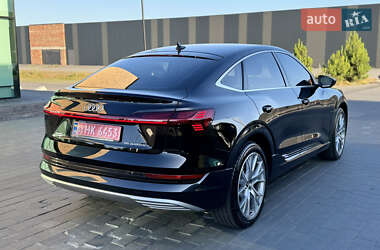 Внедорожник / Кроссовер Audi e-tron 2023 в 