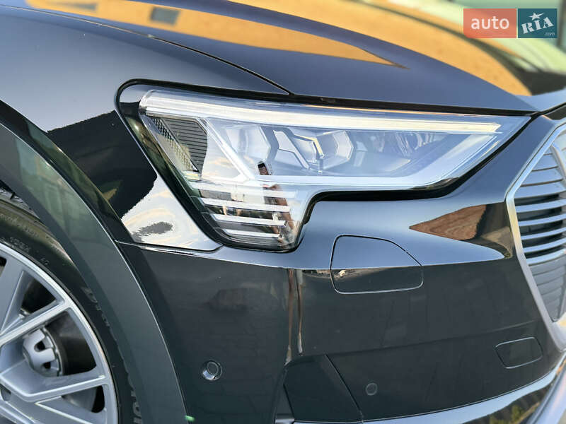 Внедорожник / Кроссовер Audi e-tron 2023 в Хмельницком
