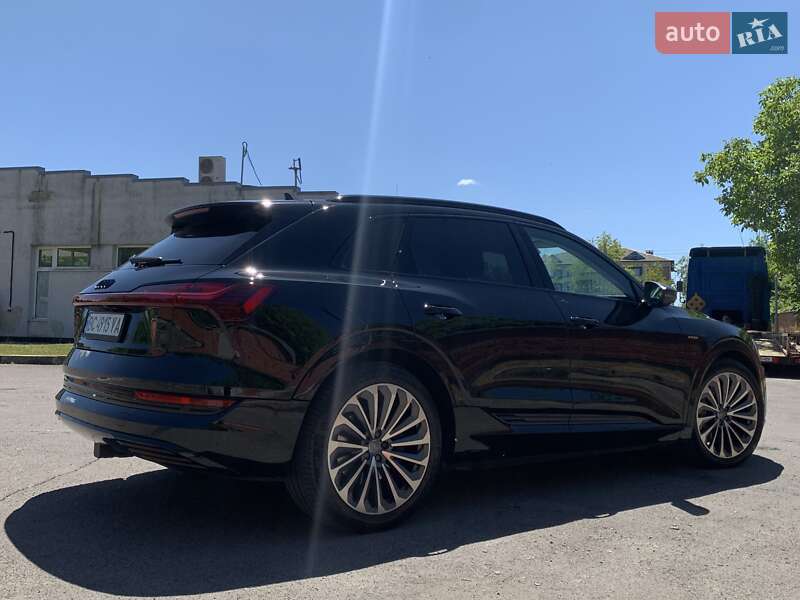 Внедорожник / Кроссовер Audi e-tron 2019 в Дрогобыче