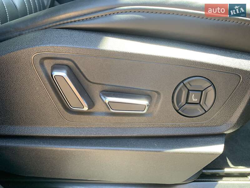 Внедорожник / Кроссовер Audi e-tron 2019 в Дрогобыче