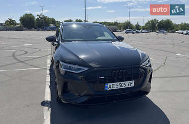 Внедорожник / Кроссовер Audi e-tron 2021 в Днепре