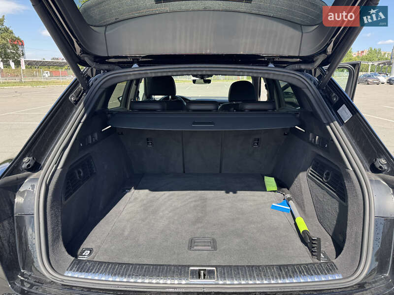 Внедорожник / Кроссовер Audi e-tron 2021 в Днепре