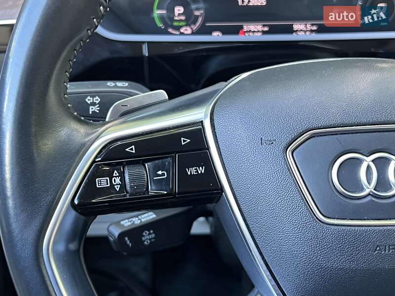 Позашляховик / Кросовер Audi e-tron 2019 в Львові
