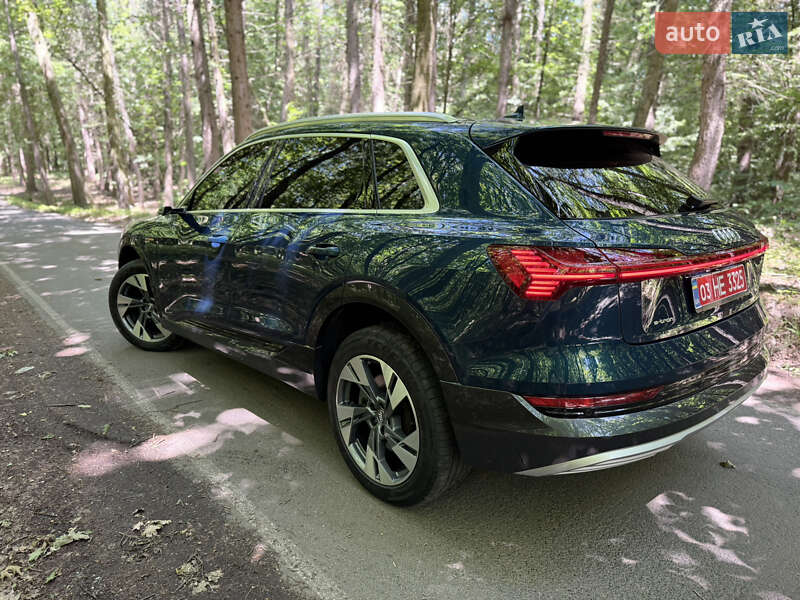 Внедорожник / Кроссовер Audi e-tron 2019 в Луцке
