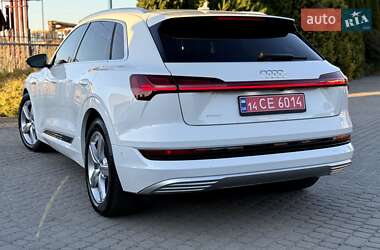 Позашляховик / Кросовер Audi e-tron 2019 в 