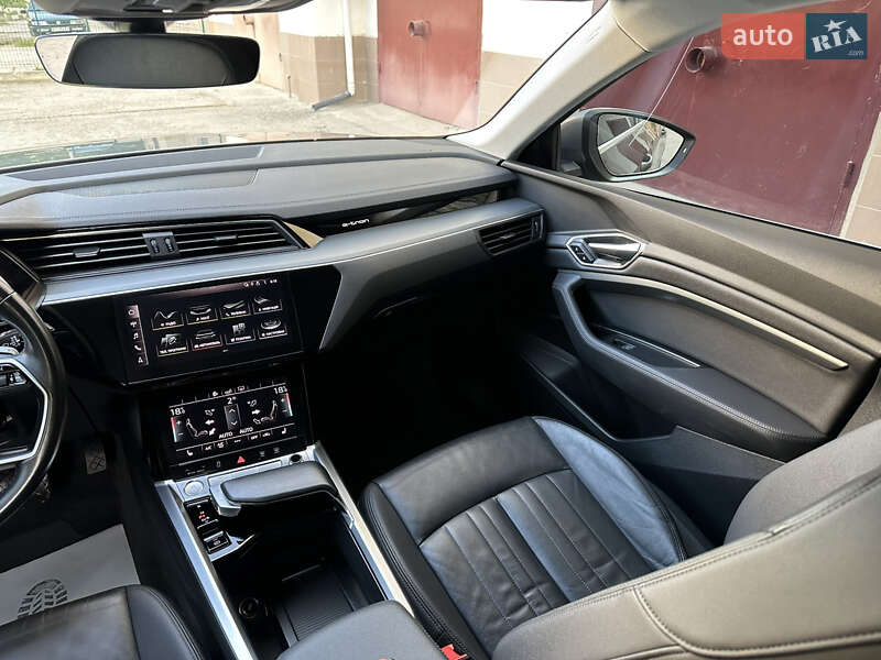 Внедорожник / Кроссовер Audi e-tron 2019 в Ивано-Франковске