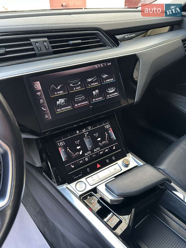 Внедорожник / Кроссовер Audi e-tron 2019 в Ивано-Франковске